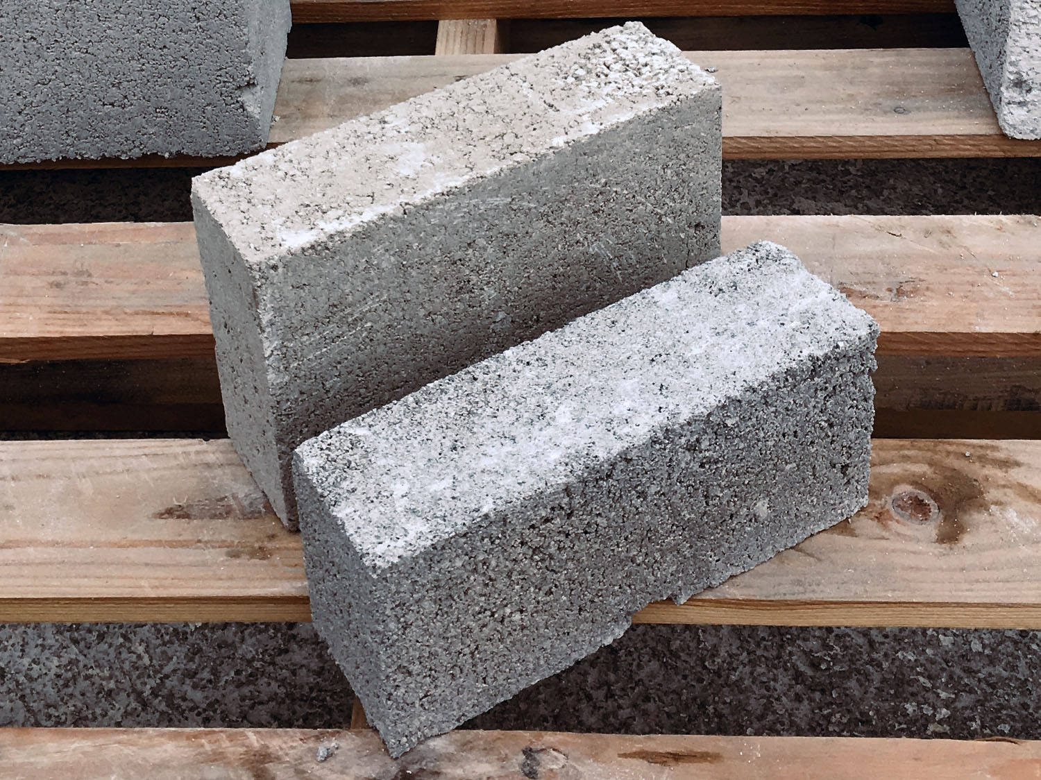 140mm Coursing Brick